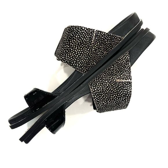 DONALD PLINER ‘Lorenzo’ Slip on Sandals - Picture 7 of 9